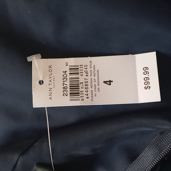 COPY - Ann Taylor factory classy navy blue skirt size 4 - Picture 6 of 12